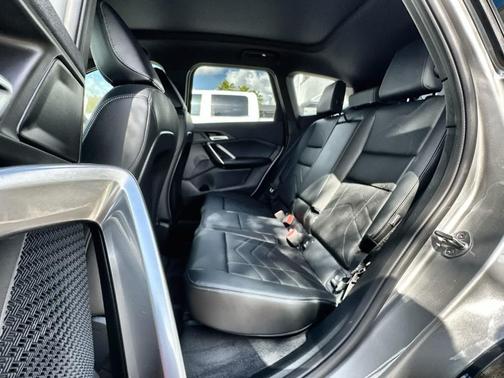 Space Silver 2025 BMW X1 xDrive28i