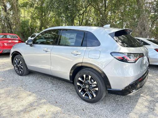 Solar Silver Metallic 2027 Honda HR-V EX-L