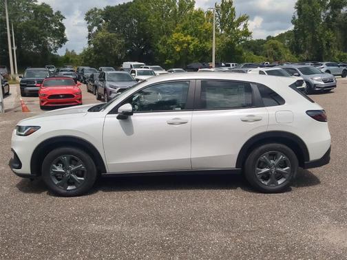 2026 Honda HR-V LX