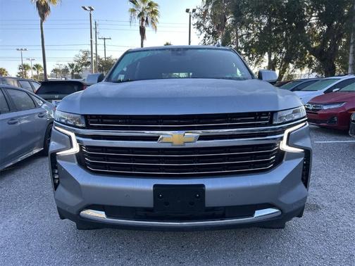 2024 Chevrolet Suburban LT