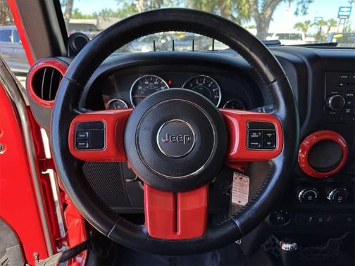 2012 Jeep Wrangler Unlimited Sahara