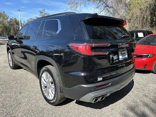 2024 GMC Acadia Elevation