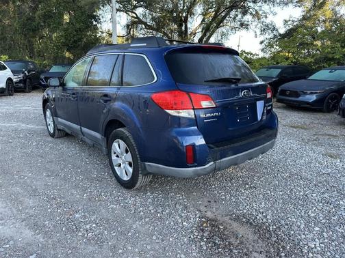 2011 Subaru Outback 2.5i Premium