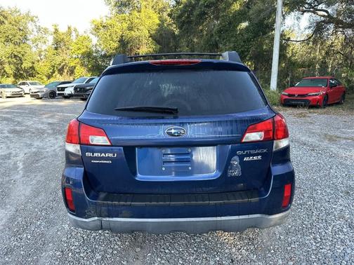 2011 Subaru Outback 2.5i Premium