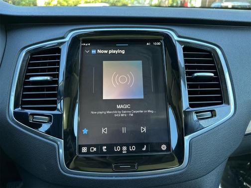 2024 Volvo XC90 B6 Plus Bright Theme 7-Seater