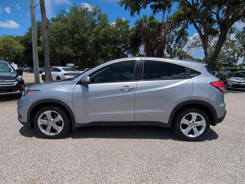 2022 Honda HR-V LX