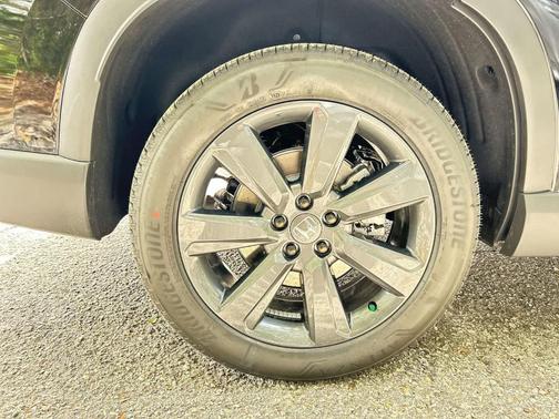 Crystal Black Pearl 2026 Honda Pilot Sport