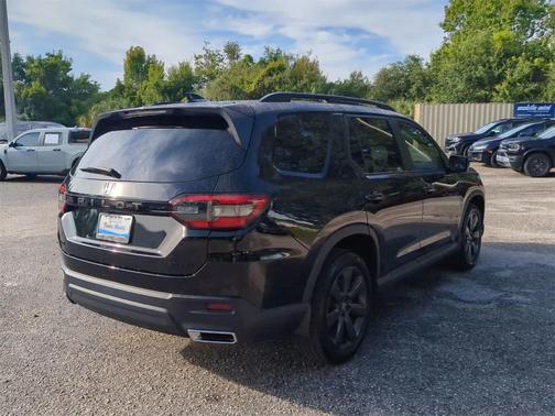 2023 Honda Pilot Sport