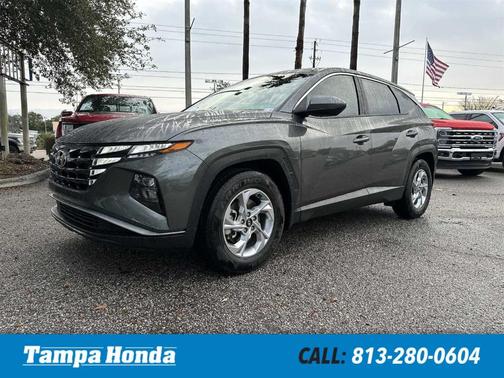 2023 Hyundai TUCSON SE