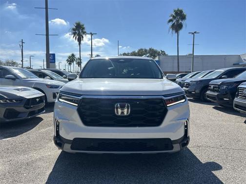 2023 Honda Pilot Touring