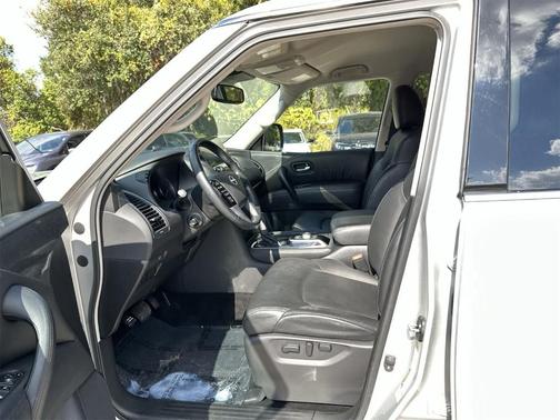 2024 Nissan Armada SV