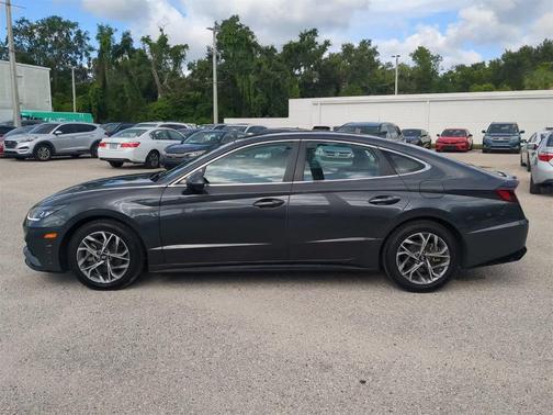 2022 Hyundai SONATA SEL