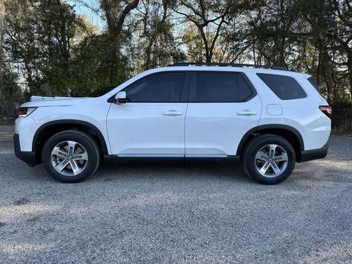 Platinum White Pearl 2026 Honda Pilot EX-L