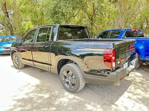 Crystal Black Pearl 2026 Honda Ridgeline TrailSport