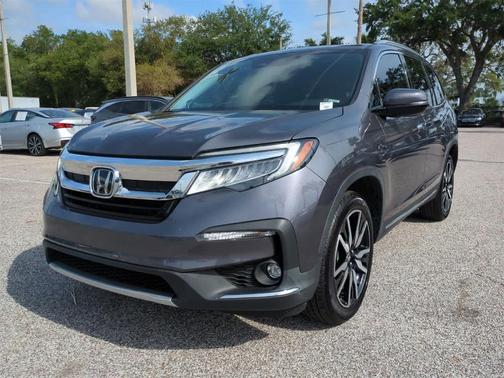 2022 Honda Pilot Touring 7-Passenger