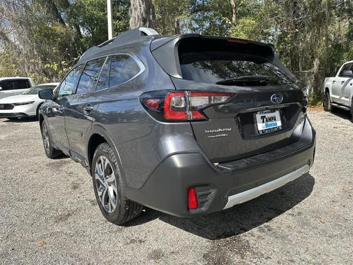 2022 Subaru Outback Touring XT