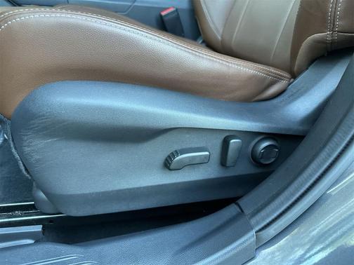 2022 Subaru Outback Touring XT