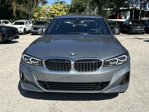 2025 BMW 330 i xDrive