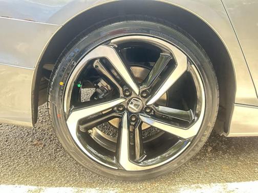 Lunar Silver Metallic 2019 Honda Accord Sport