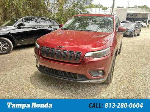 Velvet Red Pearlcoat 2019 Jeep Cherokee Latitude Plus