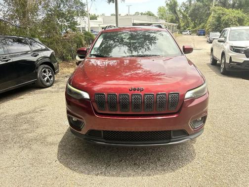 Velvet Red Pearlcoat 2019 Jeep Cherokee Latitude Plus