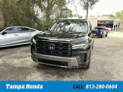 Crystal Black Pearl 2026 Honda Pilot EX-L