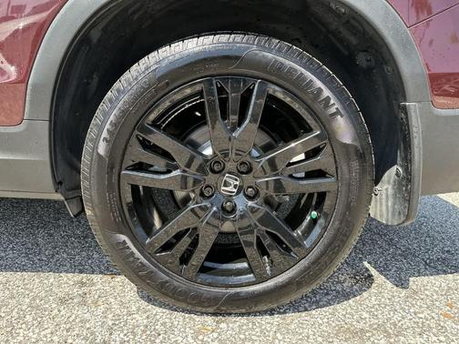 Deep Scarlet Pearl 2022 Honda Pilot Special Edition