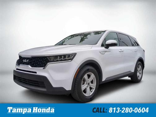 2022 Kia Sorento LX