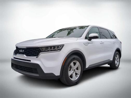 2022 Kia Sorento LX