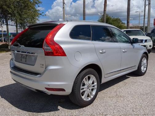 2016 Volvo XC60 T5 Premier