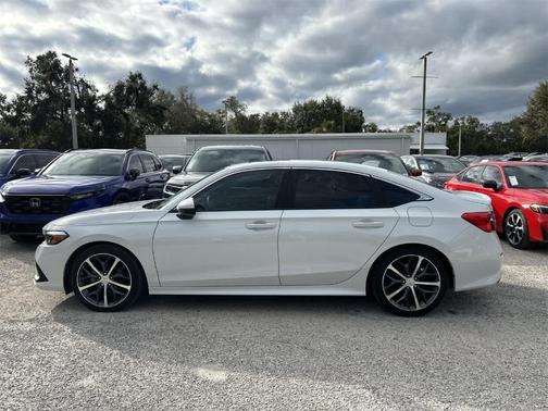 2023 Honda Civic Touring