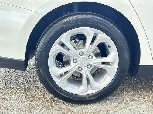 Platinum White Pearl 2026 Honda Accord LX