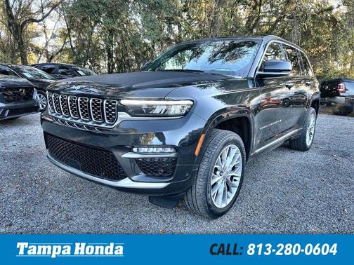2023 Jeep Grand Cherokee Summit