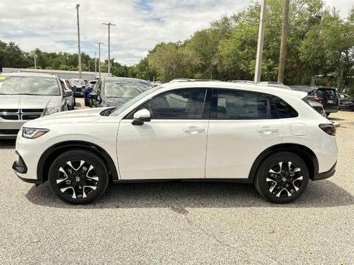 Platinum White Pearl 2026 Honda HR-V EX-L