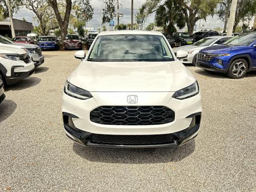 Platinum White Pearl 2026 Honda HR-V EX-L