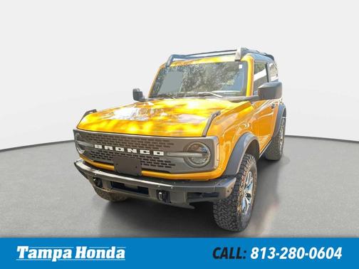 Cyber Orange Metallic Tricoat 2021 Ford Bronco Badlands
