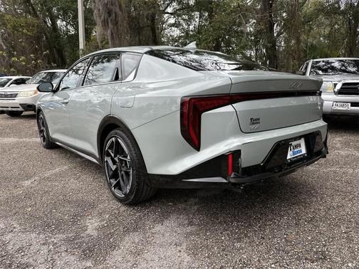 2025 Kia K4 GT-Line