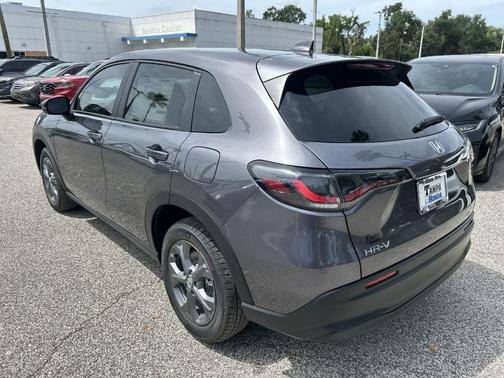 Modern Steel Metallic 2026 Honda HR-V LX