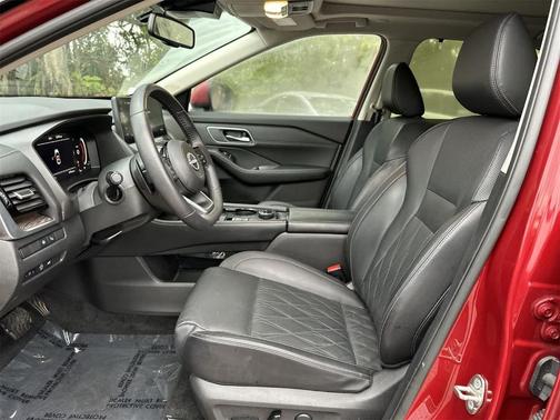 2024 Nissan Rogue Platinum