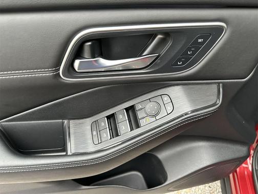 2024 Nissan Rogue Platinum