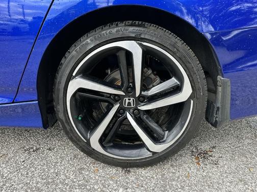 Still Night Pearl 2019 Honda Accord Sport