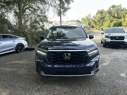 Obsidian Blue Pearl 2025 Honda Pilot Touring