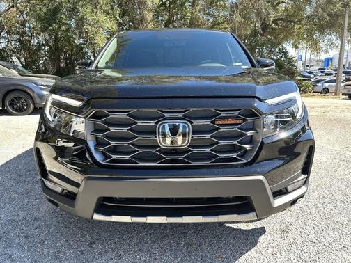 Crystal Black Pearl 2026 Honda Ridgeline TrailSport
