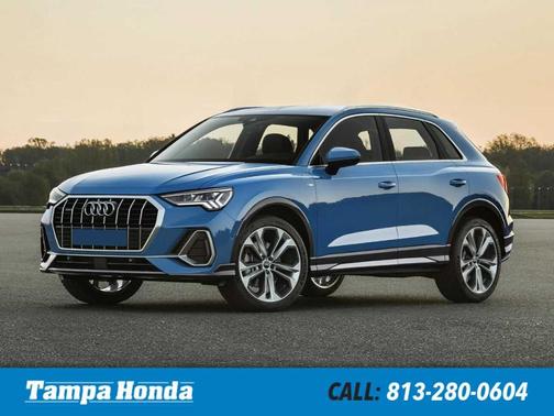 2020 Audi Q3 45 S line Prestige