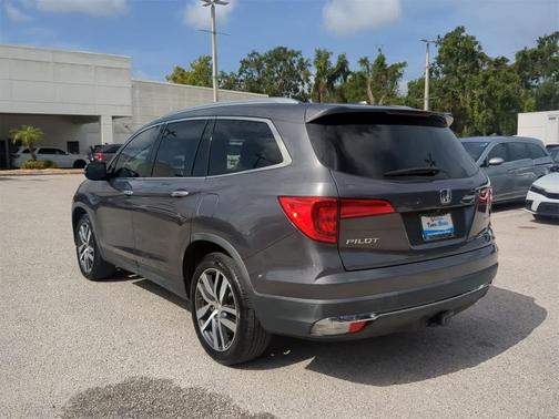 2018 Honda Pilot Touring