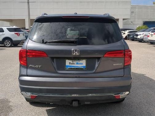 2018 Honda Pilot Touring
