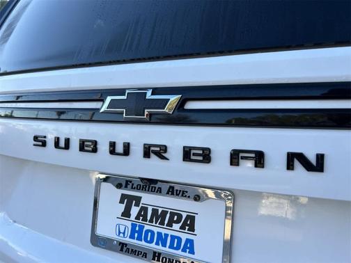 2024 Chevrolet Suburban RST