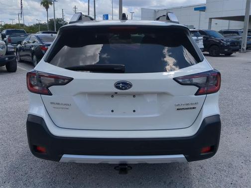 2025 Subaru Outback Touring XT
