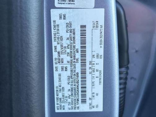 Ice Blue 2022 Ford Escape SE
