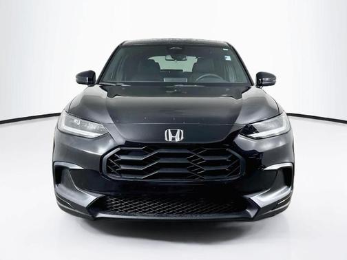 Crystal Black Pearl 2023 Honda HR-V Sport
